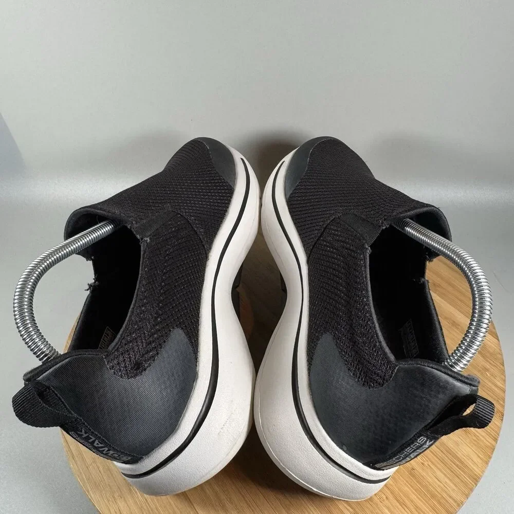 S Skechers GOwalk Arch‎ Fit Togpath Black Slip-On Shoes Mens 8 4E Comfort